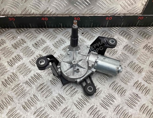 Моторчик заднего стеклоочистителя (дворника) Opel Astra H 2007-2010 рестайлинг  Opel Astra Astra H 2007-2010 рестайлинг