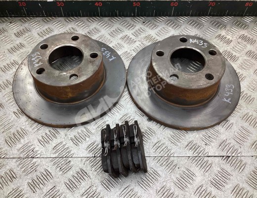 Диск тормозной задний Volkswagen Passat B5 (3B) 1996-2000  Volkswagen Passat Passat B5 (3B) 1996-2000