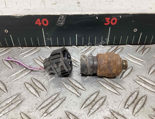 Датчик давления пневмосистемы Mercedes Axor 2001-н.в.  Mercedes Axor Axor 2001-н.в.