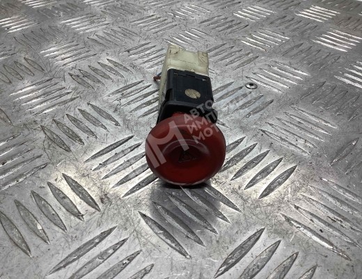 Кнопка аварийной сигнализации Renault Master II 1998-2010  Renault Master Master II 1998-2010