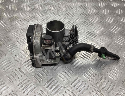 Заслонка дроссельная Volkswagen Golf IV (1J) 1997-2004  Volkswagen Golf Golf IV (1J) 1997-2004