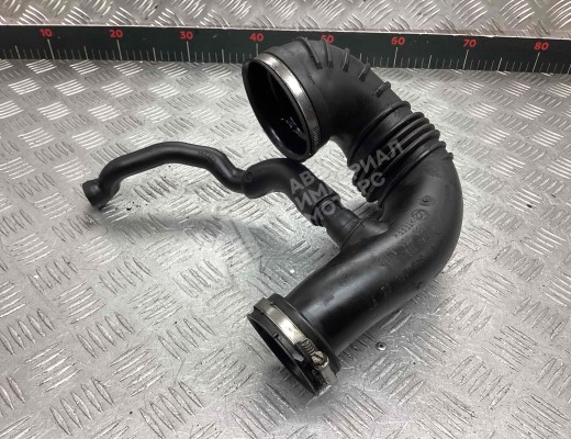 Патрубок воздушного фильтра Mercedes C (W203) 2000-2004  Mercedes C C (W203) 2000-2004