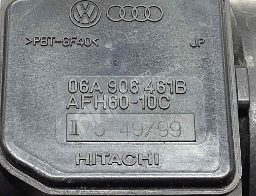 Расходомер воздуха Volkswagen Golf IV (1J) 1997-2004  Volkswagen Golf Golf IV (1J) 1997-2004