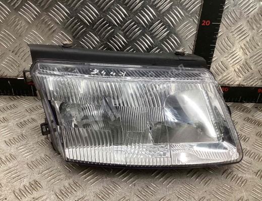 Фара правая Volkswagen Passat B5 (3B) 1996-2000  Volkswagen Passat Passat B5 (3B) 1996-2000