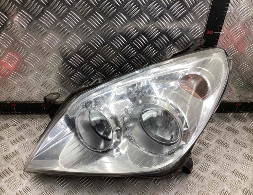 Фара левая Opel Astra H 2007-2010 рестайлинг  Opel Astra Astra H 2007-2010 рестайлинг