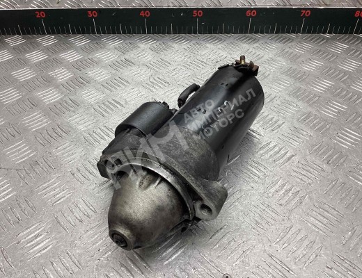 Стартер Volkswagen Passat B5+ (3B) 2000-2005 рестайлинг  Volkswagen Passat Passat B5+ (3B) 2000-2005 рестайлинг