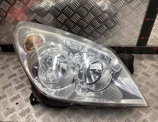 Фара правая Opel Astra H 2007-2010 рестайлинг  Opel Astra Astra H 2007-2010 рестайлинг