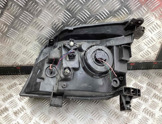 Фара правая Nissan X-trail (T30) 2004-2007 рестайлинг  Nissan X-Trail X-trail (T30) 2004-2007 рестайлинг
