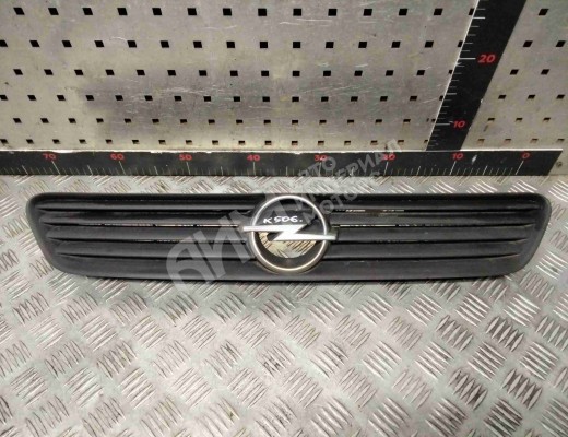 Решетка радиатора Opel Astra G 1998-2004  Opel Astra Astra G 1998-2004