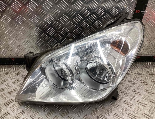 Фара левая Opel Astra H 2007-2010 рестайлинг  Opel Astra Astra H 2007-2010 рестайлинг