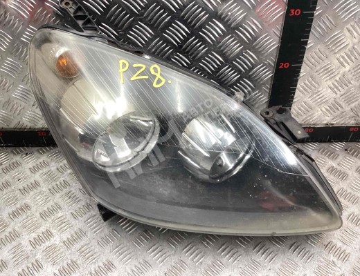 Фара правая Opel Zafira B 2005-2008  Opel Zafira Zafira B 2005-2008