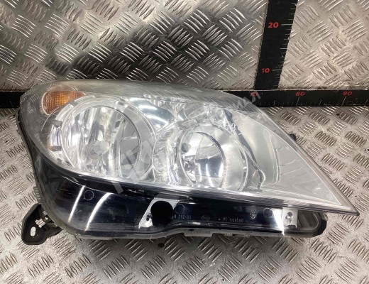 Фара правая Opel Astra H 2007-2010 рестайлинг  Opel Astra Astra H 2007-2010 рестайлинг