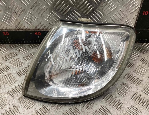 Поворотник левый Hyundai Trajet 2004-2008 рестайлинг  Hyundai Trajet Trajet 2004-2008 рестайлинг