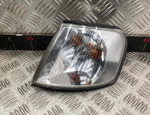 Поворотник левый Audi A3 I (8L) 1996-2000  Audi A3 A3 I (8L) 1996-2000