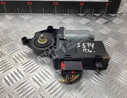 Моторчик стеклоподъемника передний левый Peugeot 607 2004-2009 рестайлинг  Peugeot 607 607 2004-2009 рестайлинг