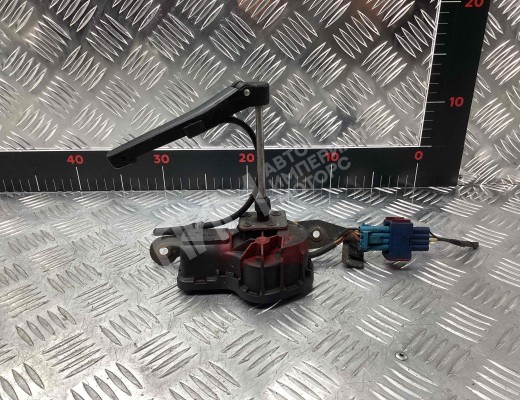 Моторчик стеклоочистителя фар Saab 900 II 1993-1998  Saab 900 900 II 1993-1998