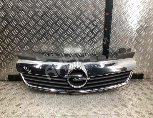 Решетка радиатора Opel Zafira B 2005-2008  Opel Zafira Zafira B 2005-2008