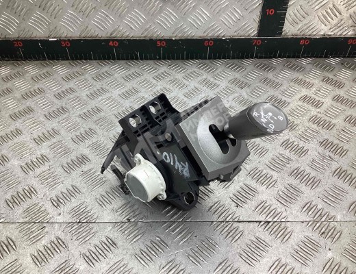 Селектор АКПП Toyota Prius II (XW20) 2005-2009 рестайлинг  Toyota Prius Prius II (XW20) 2005-2009 рестайлинг