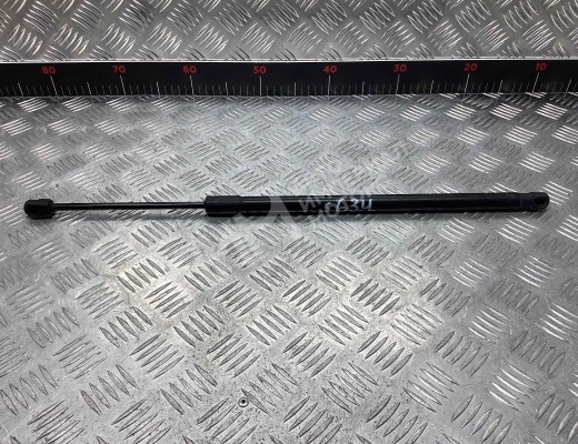 Амортизатор капота Mercedes E (W212) 2009-2013  Mercedes E E (W212) 2009-2013