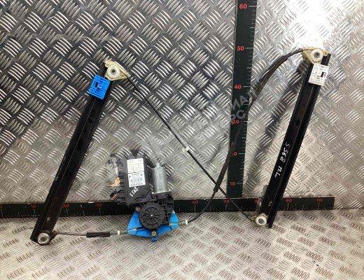 Стеклоподъемник передний левый Audi A4 B6 (8EC, 8E5) 2000-2004  Audi A4 A4 B6 (8EC, 8E5) 2000-2004