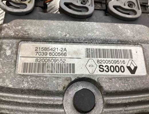 Блок управления двигателем Renault Scenic II (JM) 2006-2009 рестайлинг  Renault Scenic Scenic II (JM) 2006-2009 рестайлинг