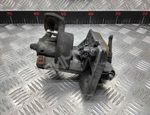 Механизм переключения передач Opel Zafira B 2005-2008  Opel Zafira Zafira B 2005-2008