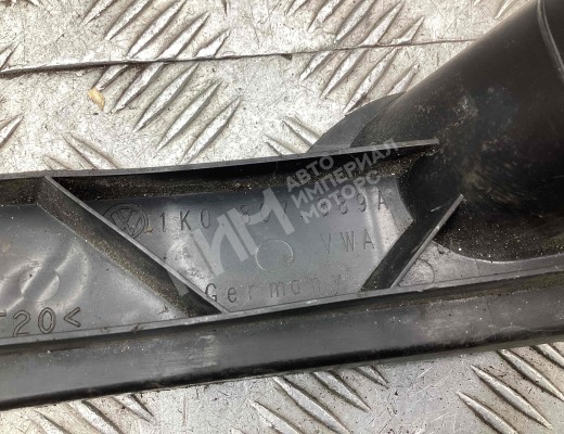 Кронштейн крепления бампера переднего Volkswagen Golf V (1K) 2004-2009  Volkswagen Golf Golf V (1K) 2004-2009