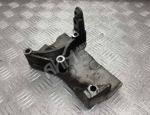 Кронштейн двигателя Renault Kangoo I 2003-2007 рестайлинг  Renault Kangoo Kangoo I 2003-2007 рестайлинг