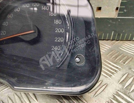Щиток приборов (приборная панель) Toyota Avensis III (T270) 2008-2015  Toyota Avensis Avensis III (T270) 2008-2015