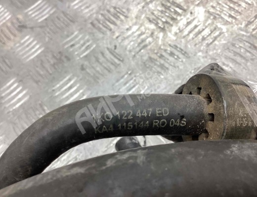 Патрубок радиатора Volkswagen Passat B6 (3C) 2005-2010  Volkswagen Passat Passat B6 (3C) 2005-2010