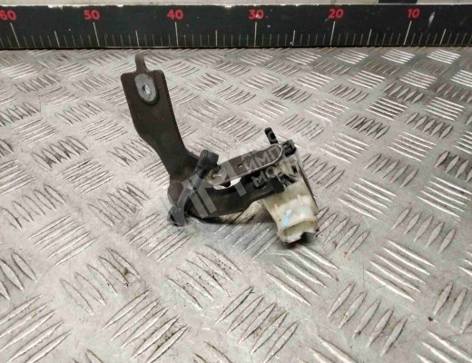 Датчик положения кузова Renault Laguna III (X91) 2007-2015  Renault Laguna Laguna III (X91) 2007-2015