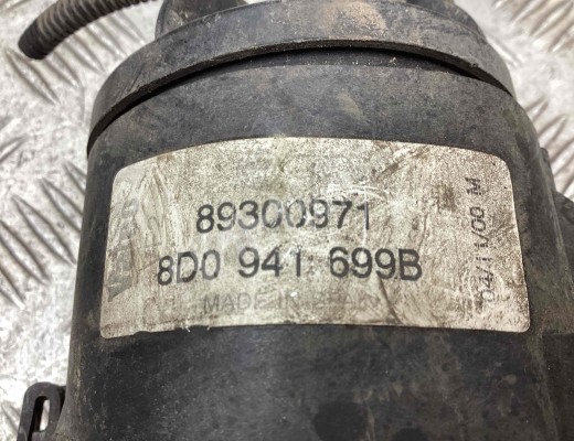 Фара противотуманная левая Audi A4 B5 (8D) 1999-2001 рестайлинг  Audi A4 A4 B5 (8D) 1999-2001 рестайлинг