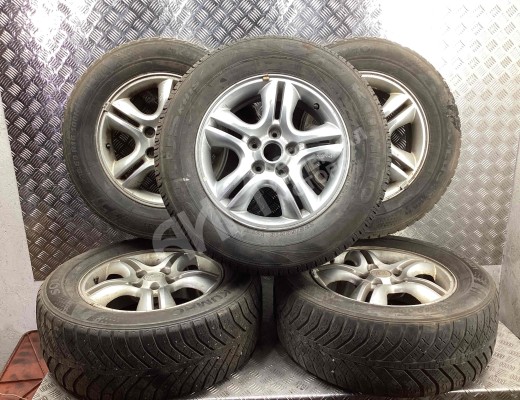 Колесо в сборе Kia Sportage II (JE) 2004-2008  Kia Sportage Sportage II (JE) 2004-2008