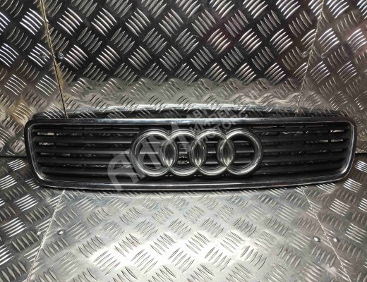 Решетка радиатора Audi A4 B5 (8D) 1994-1999  Audi A4 A4 B5 (8D) 1994-1999