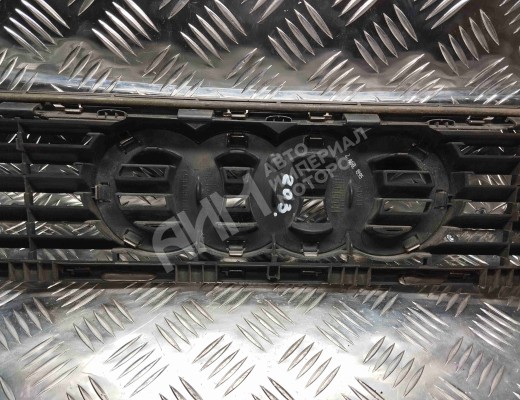 Решетка радиатора Audi A4 B5 (8D) 1994-1999  Audi A4 A4 B5 (8D) 1994-1999