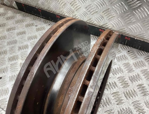 Диск тормозной передний Audi A4 B6 (8EC, 8E5) 2000-2004  Audi A4 A4 B6 (8EC, 8E5) 2000-2004
