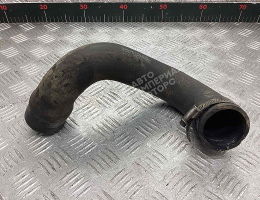 Патрубок радиатора Mercedes Vario (W670) 1996-2013  Mercedes Vario Vario (W670) 1996-2013