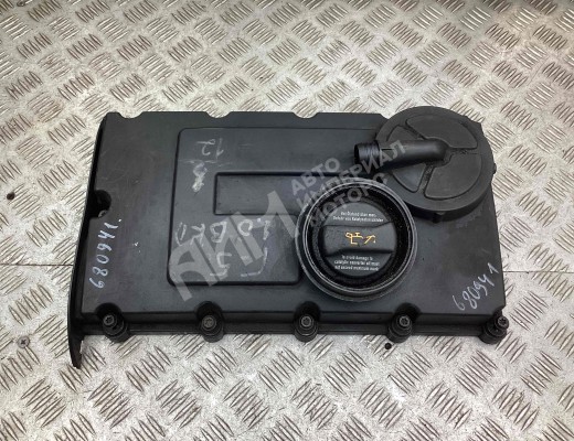 Клапанная крышка Volkswagen Golf V (1K) 2004-2009  Volkswagen Golf Golf V (1K) 2004-2009