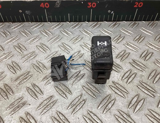 Кнопка блокировки дифференциала Volvo FH I 1993-2001  Volvo FH FH I 1993-2001