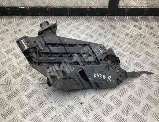 Крепление фары правой Skoda Octavia A5 (1Z) 2008-2013 рестайлинг  Skoda Octavia Octavia A5 (1Z) 2008-2013 рестайлинг