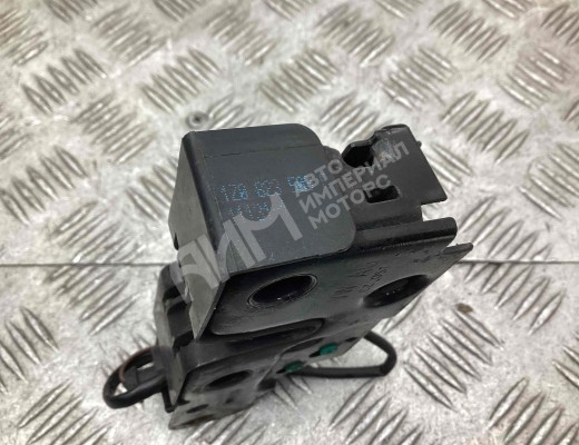 Замок капота Skoda Octavia A5 (1Z) 2008-2013 рестайлинг  Skoda Octavia Octavia A5 (1Z) 2008-2013 рестайлинг