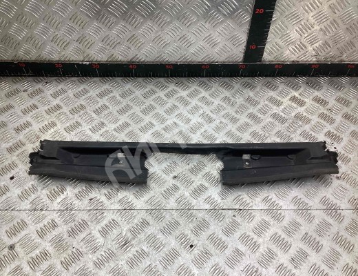 Планка под капот BMW 5-Series (E60/61) 2007-2010 рестайлинг  BMW 5-Series 5-Series (E60/61) 2007-2010 рестайлинг