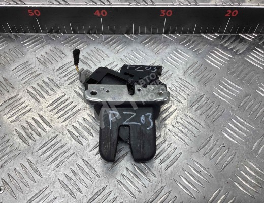 Замок багажника Audi A4 B7 (8EC, 8ED) 2004-2008  Audi A4 A4 B7 (8EC, 8ED) 2004-2008