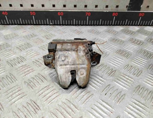 Замок багажника Mercedes C (W203) 2000-2004  Mercedes C C (W203) 2000-2004