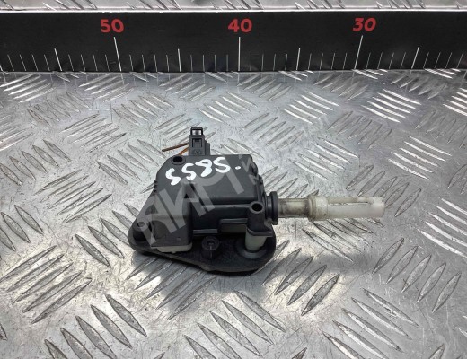 Активатор замка багажника Audi A3 II (8P) 2003-2005  Audi A3 A3 II (8P) 2003-2005