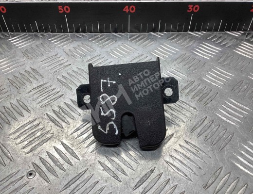 Замок багажника Volkswagen Golf IV (1J) 1997-2004  Volkswagen Golf Golf IV (1J) 1997-2004