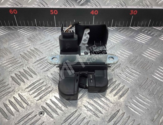Замок багажника Volkswagen Golf V (1K) 2004-2009  Volkswagen Golf Golf V (1K) 2004-2009