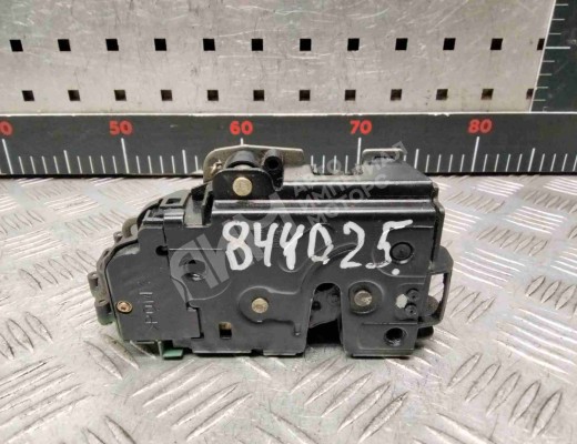Замок двери передней правой Volkswagen Transporter T5 (7H) 2003-2015  Volkswagen Transporter Transporter T5 (7H) 2003-2015