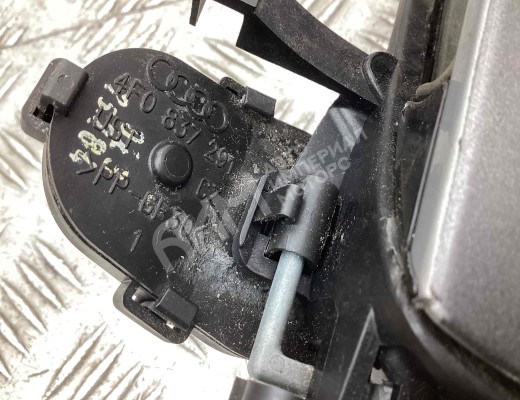 Ручка наружная передняя левая Audi A6 C6 (4F) 2004-2008  Audi A6 A6 C6 (4F) 2004-2008