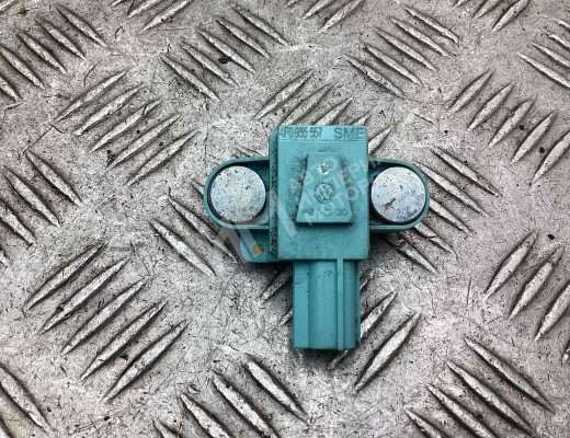 Датчик удара Audi A6 C6 (4F) 2004-2008  Audi A6 A6 C6 (4F) 2004-2008